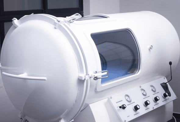 An empty hyperbaric oxygen therapy unit